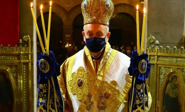 Son Eminence, le Métropolite Emmanuel de France a célébré aujourd'hui en la cathédrale Saint-Stéphane à Paris